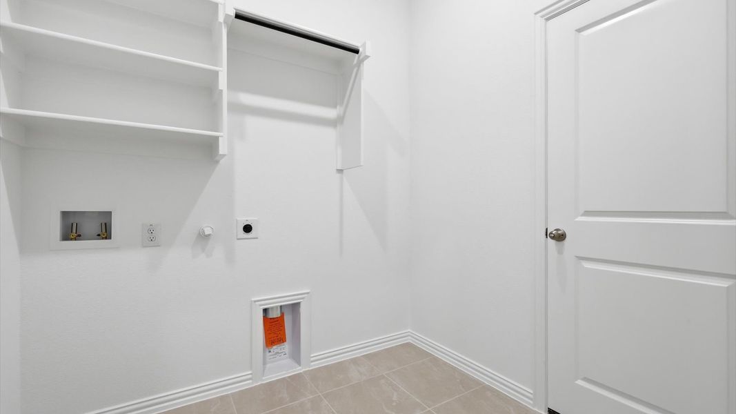 Furnished interior view inside a new home in Taylor Estates, Corinth (Image 27).