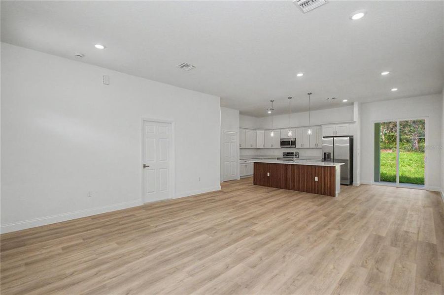 Spacious, unfurnished interior of a new home in , Ocala (Image 42).