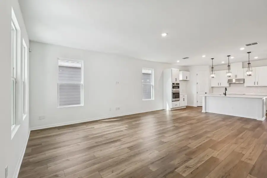 Spacious, unfurnished interior of a new home in Weslyn Park, St. Cloud (Image 11). Spacious, unfurnished interior of a new home in Weslyn Park, St. Cloud (Image 11).