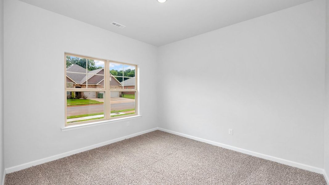 Representative unfurnished interior of a home built from the Kathryn by D.R. Horton in Riverwood Gardens, Oakland (Image 22).
