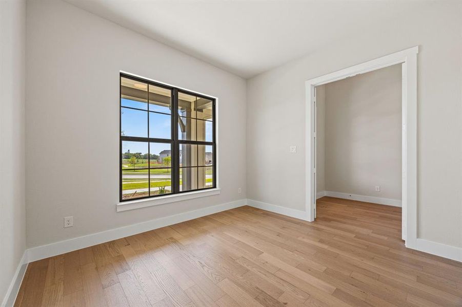 Spacious, unfurnished interior of a new home in The Heights at Uptown Celina, Celina (Image 14).