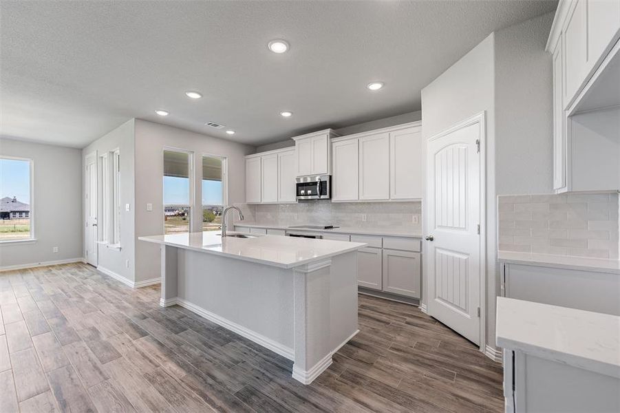 Furnished interior view inside a new home in Fairview Meadows, Rhome (Image 9). Furnished interior view inside a new home in Fairview Meadows, Rhome (Image 9).