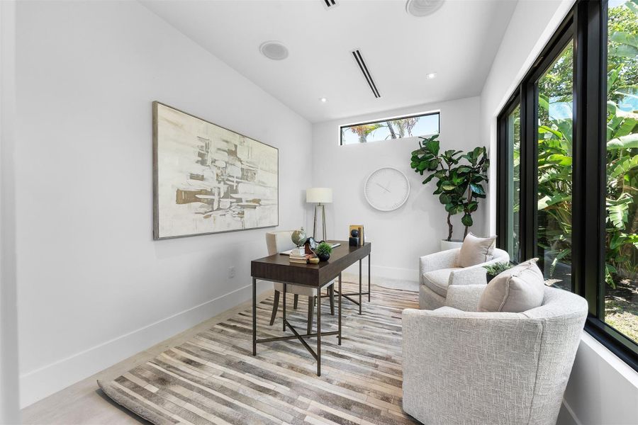 Furnished interior view inside a new home in , Fort Lauderdale (Image 44).