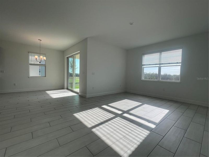 Spacious, unfurnished interior of a new home in Hills of Minneola, Minneola (Image 21).