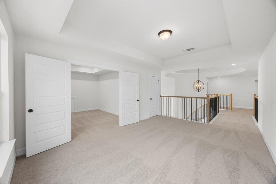 Spacious, unfurnished interior of a new home in Santa Rita Ranch, Liberty Hill (Image 24).