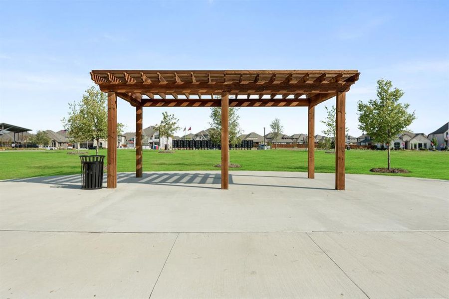 Community amenities in Wildflower Ranch, Justin (Image 28).