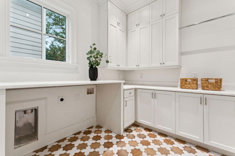 Furnished interior view inside a new home in , Charleston (Image 6).