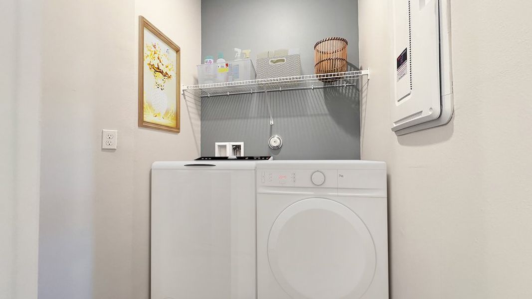 1308 Hibiscus Laundry F1 5 5 25