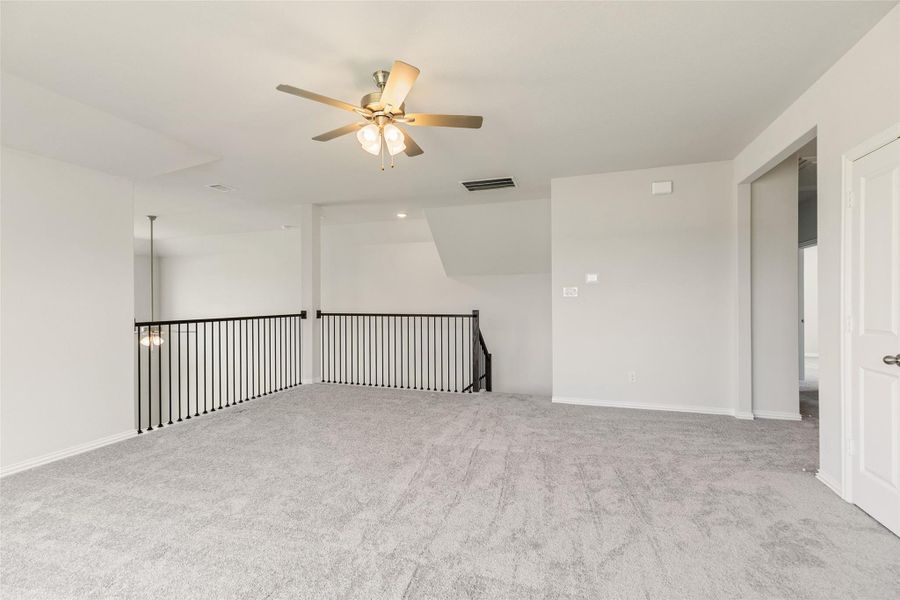 Spacious, unfurnished interior of a new home in Brookewater, Rosenberg (Image 27).