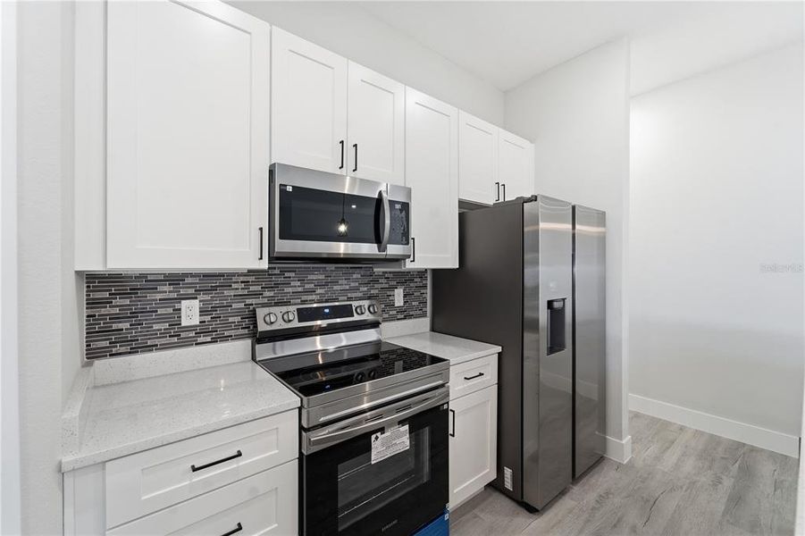 Furnished interior view inside a new home in , Ocala (Image 5).