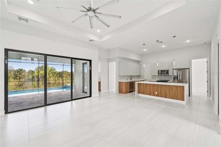 Spacious, unfurnished interior of a new home in , Port Charlotte (Image 36).