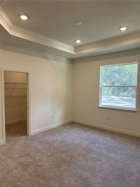 Spacious, unfurnished interior of a new home in Citrus Springs, Citrus Springs (Image 9).