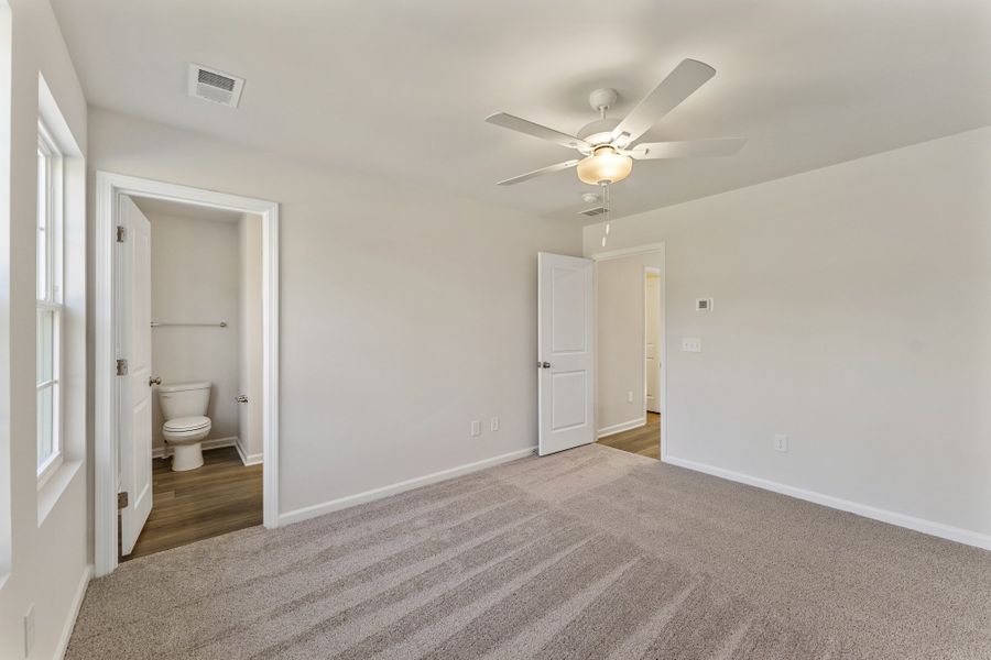 Spacious, unfurnished interior of a new home in Edwards Station, Taylors (Image 14). Spacious, unfurnished interior of a new home in Edwards Station, Taylors (Image 14).