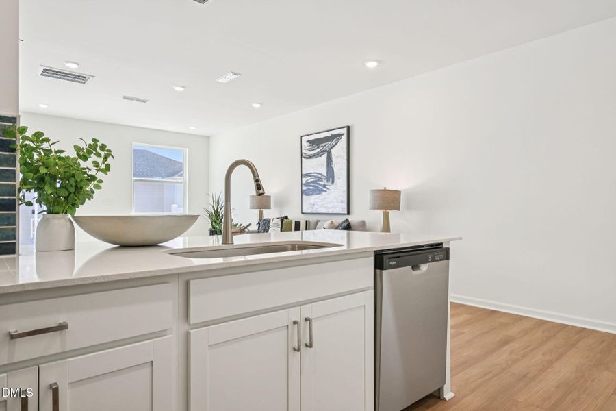 21-web-or-mls-2204 Rabbitbrush St.-S0204 21-web-or-mls-2204 Rabbitbrush St.-S0204