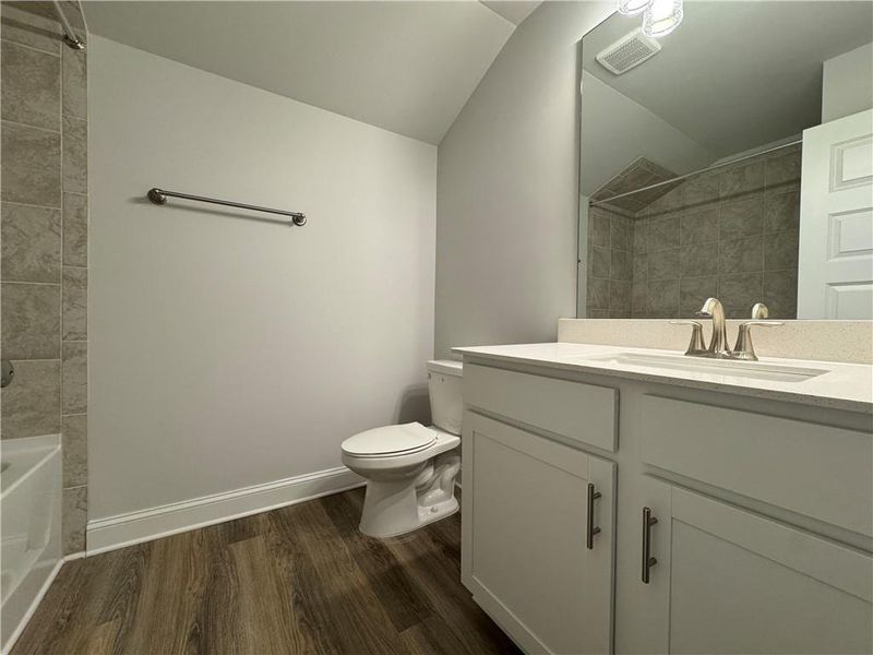 Furnished interior view inside a new home in Tuscany Hills, Douglasville (Image 6). Furnished interior view inside a new home in Tuscany Hills, Douglasville (Image 6).