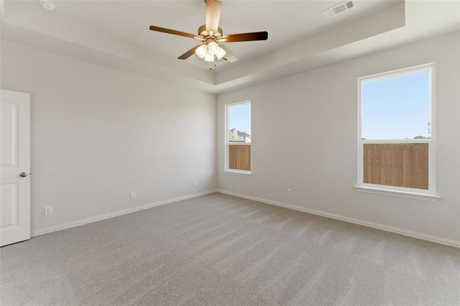 Spacious, unfurnished interior of a new home in Covenant Park, Springtown (Image 23).