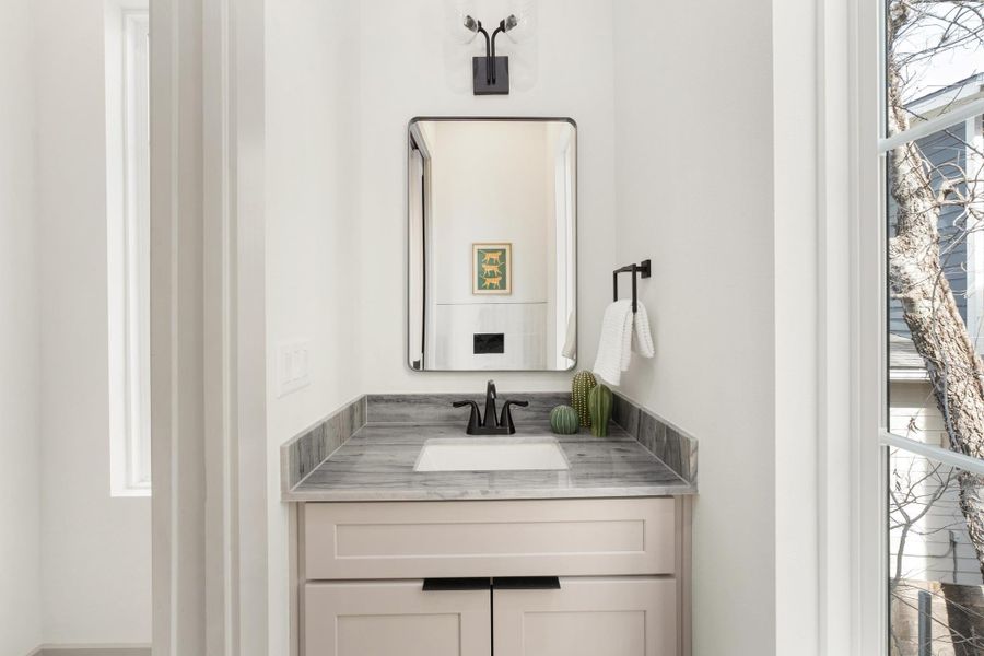 Image 34 of a home in .