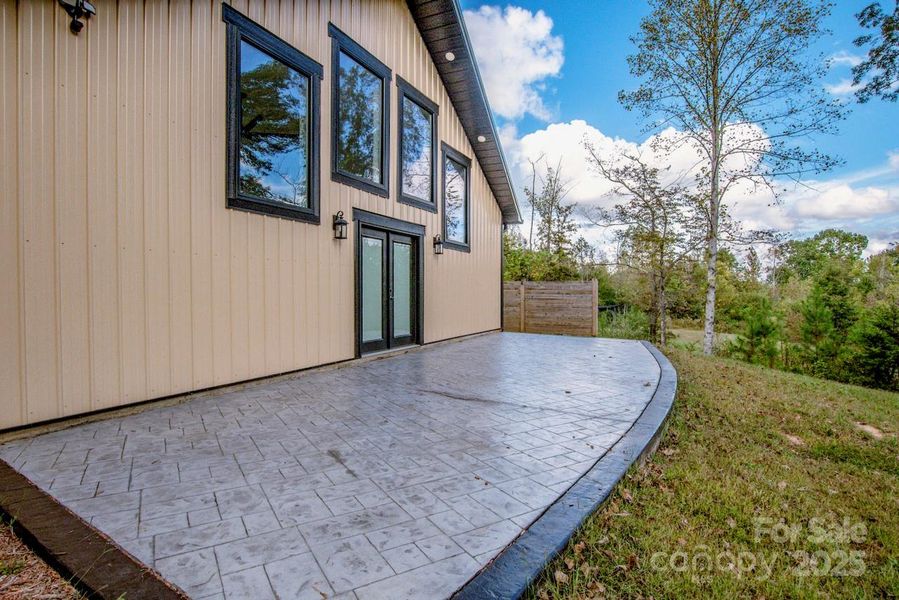 Exterior details and patio area of a home in , Catawba (Image 2).