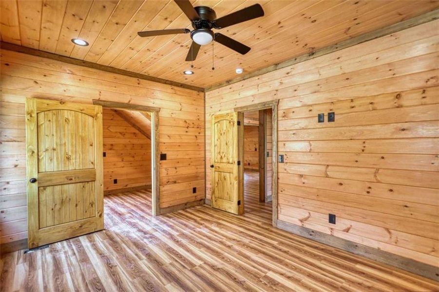 Spacious, unfurnished interior of a new home in , Blue Ridge (Image 53).