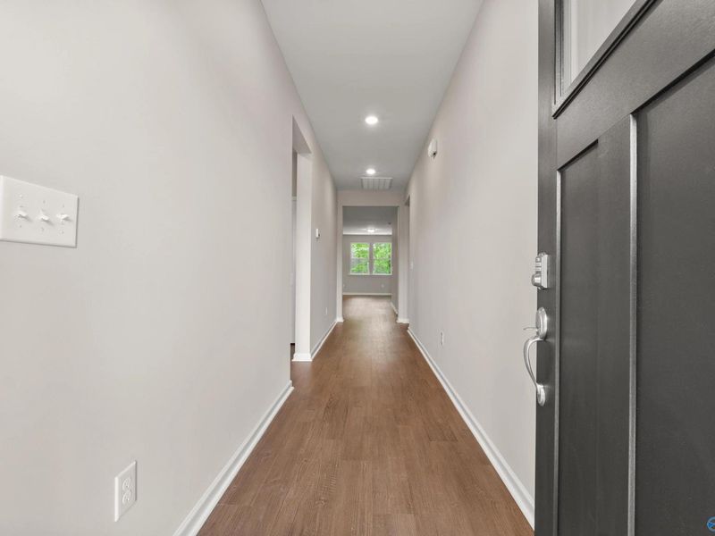 Spacious, unfurnished interior of a new home in Bailey Park, Fayetteville (Image 11).