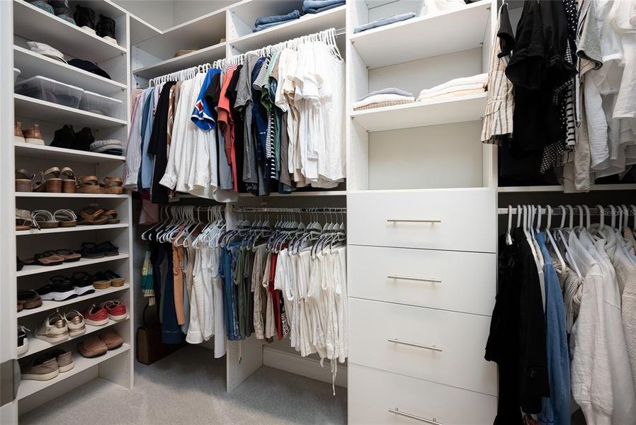 Image 42 of a home in .