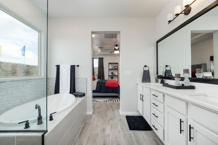 Representative furnished interior of a home built from the Santa Rosa by Hakes Brothers in Paseo Del Este, El Paso (Image 14).