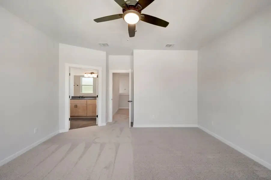 Spacious, unfurnished interior of a new home in Park Central, Georgetown (Image 33). Spacious, unfurnished interior of a new home in Park Central, Georgetown (Image 33).