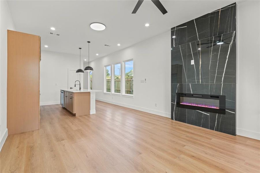 Furnished interior view inside a new home in , Dallas (Image 9).