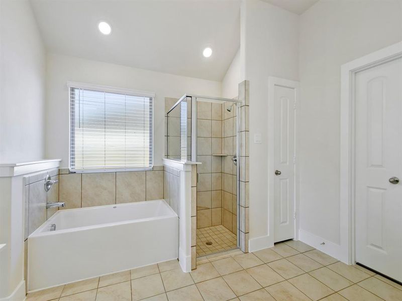 Furnished interior view inside a new home in Pecan Creek Crossing, Valley View (Image 5). Furnished interior view inside a new home in Pecan Creek Crossing, Valley View (Image 5).