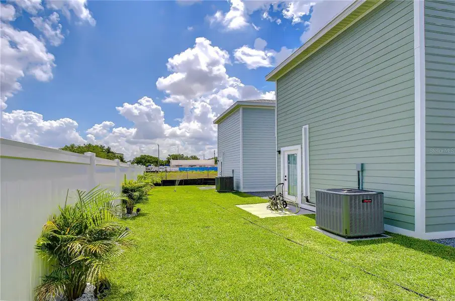 Exterior details and patio area of a home in , Bradenton (Image 1). Exterior details and patio area of a home in , Bradenton (Image 1).