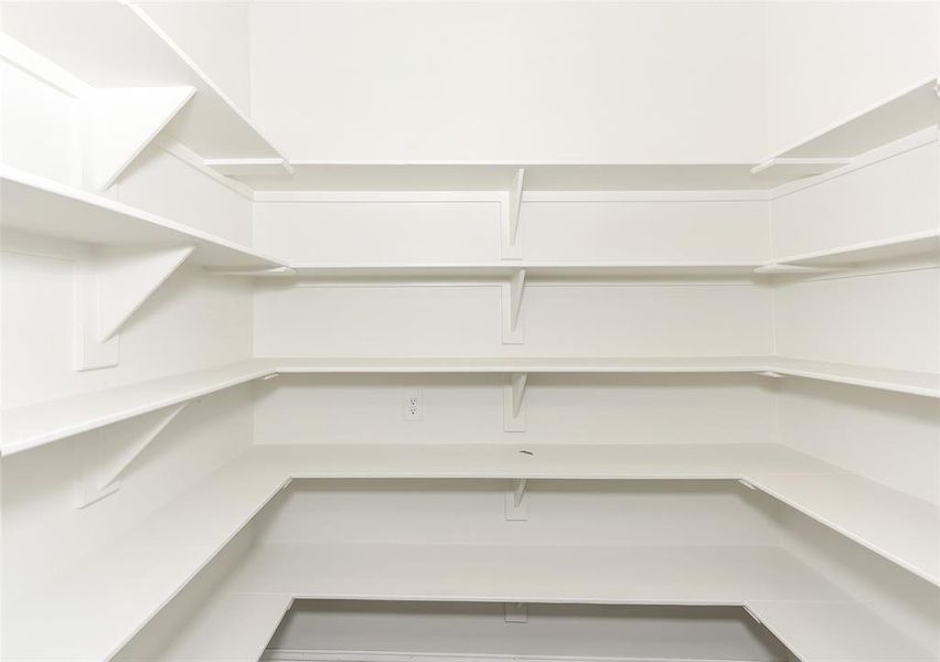 Spacious, unfurnished interior of a new home in , Mineral Wells (Image 16).