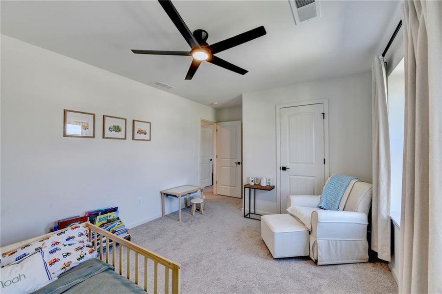 Furnished interior view inside a new home in Sweetbay Farm, Lawrenceville (Image 9).
