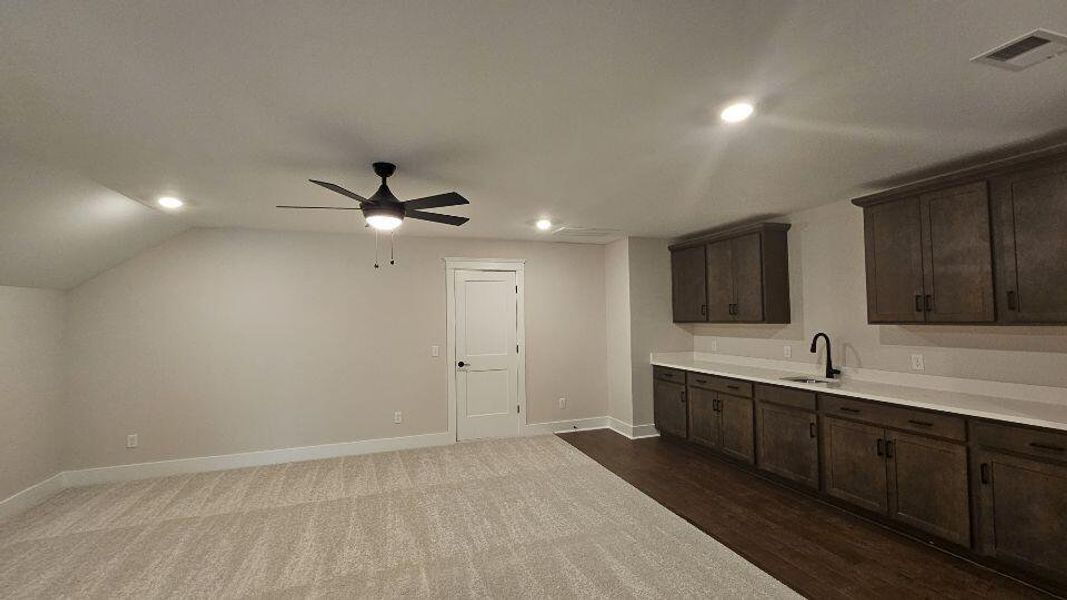 Image 20 of a home in The Enclave at French Quarter Creek.