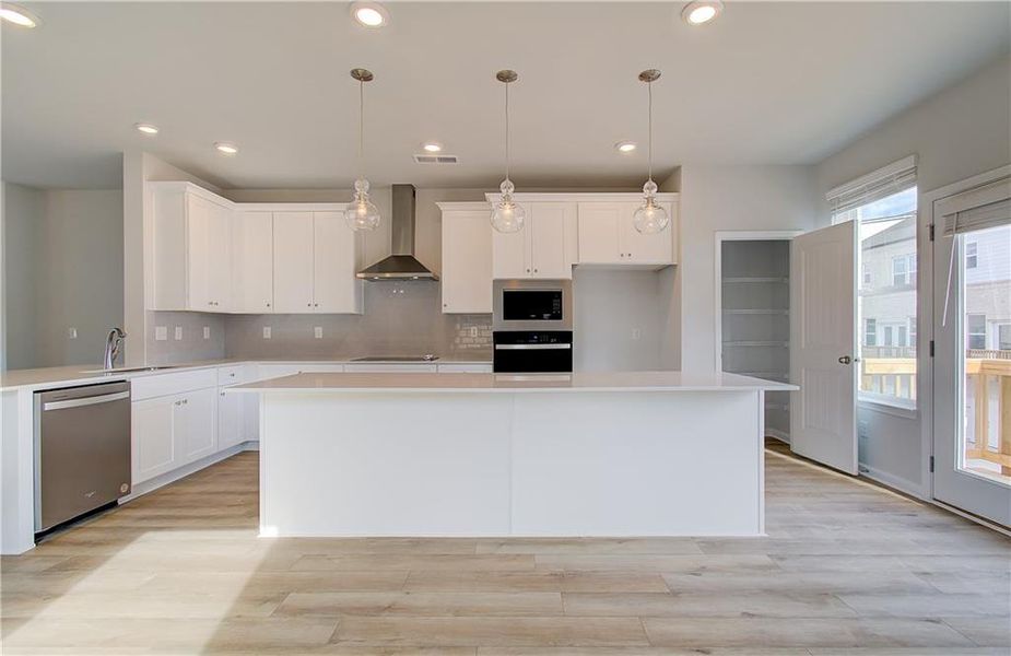 Furnished interior view inside a new home in Daybreak, Newnan (Image 6).