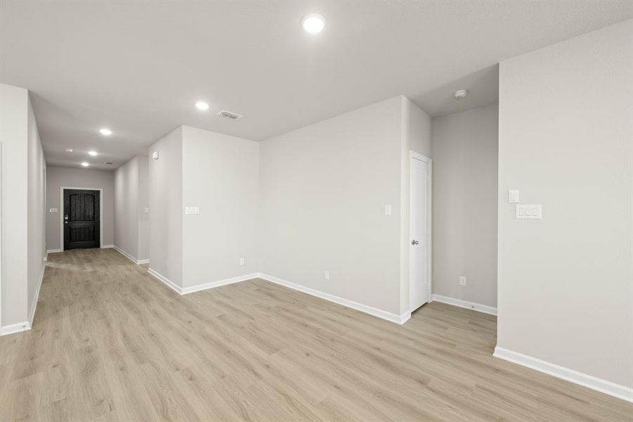 3161 Manchester- Dining-1