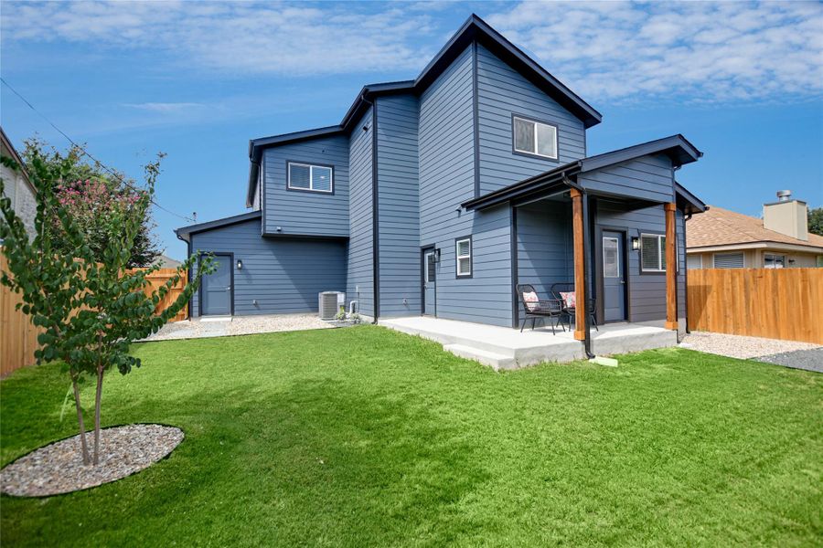 Exterior details and patio area of a home in , Round Rock (Image 1). Exterior details and patio area of a home in , Round Rock (Image 1).