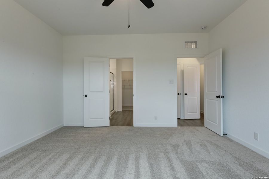 Spacious, unfurnished interior of a new home in Saddlebrook Ranch, Schertz (Image 16).