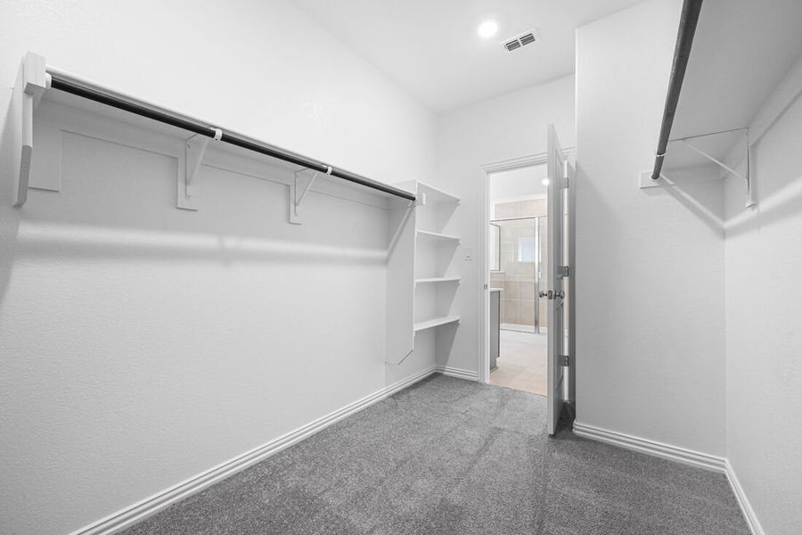 Spacious, unfurnished interior of a new home in Parks at Foster Crossing, Anna (Image 23).