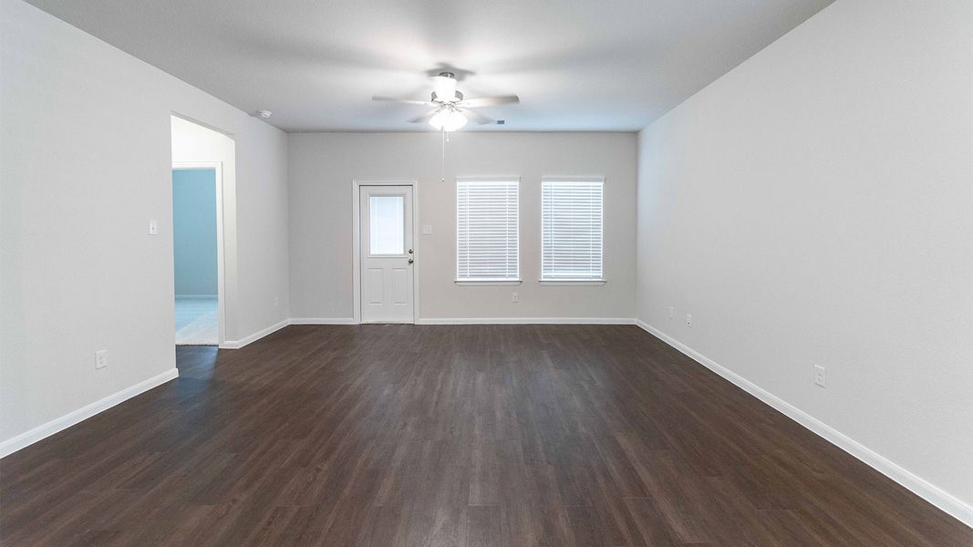 Spacious, unfurnished interior of a new home in Windrose Green, Angleton (Image 11).