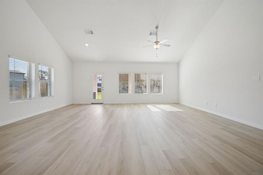 Photo is not of the actual home, but is an inspirational photo of builder’s model home and may depict options, furnishings, and/or decorator features that are not included.