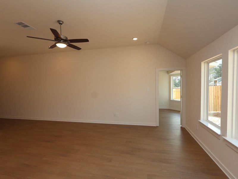 Spacious, unfurnished interior of a new home in Magnolia Ridge, Magnolia (Image 7).