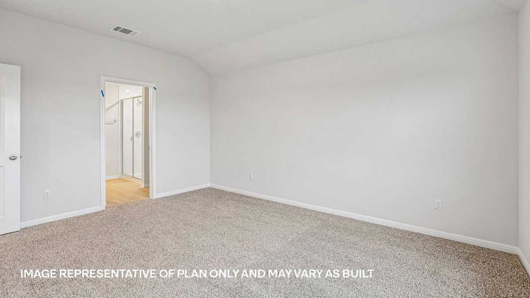 Spacious, unfurnished interior of a new home in Thunder Rock, Marble Falls (Image 40).