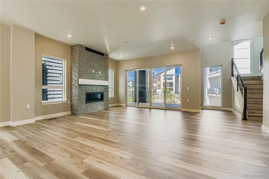 Spacious, unfurnished interior of a new home in Baseline, Broomfield (Image 20). Spacious, unfurnished interior of a new home in Baseline, Broomfield (Image 20).