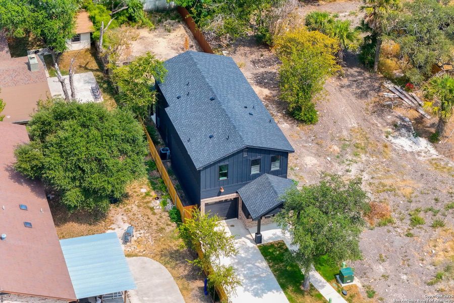 Image 73 of a home in .