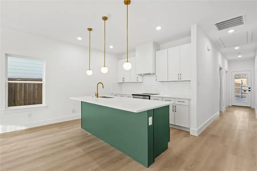 Furnished interior view inside a new home in , Dallas (Image 5).