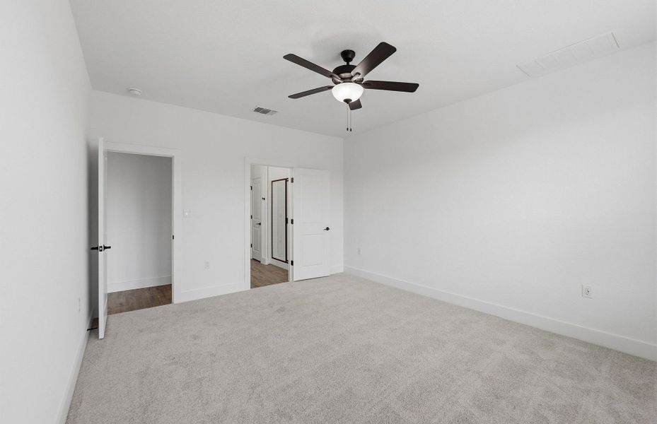 Spacious, unfurnished interior of a new home in Lagos, Manor (Image 39). Spacious, unfurnished interior of a new home in Lagos, Manor (Image 39).