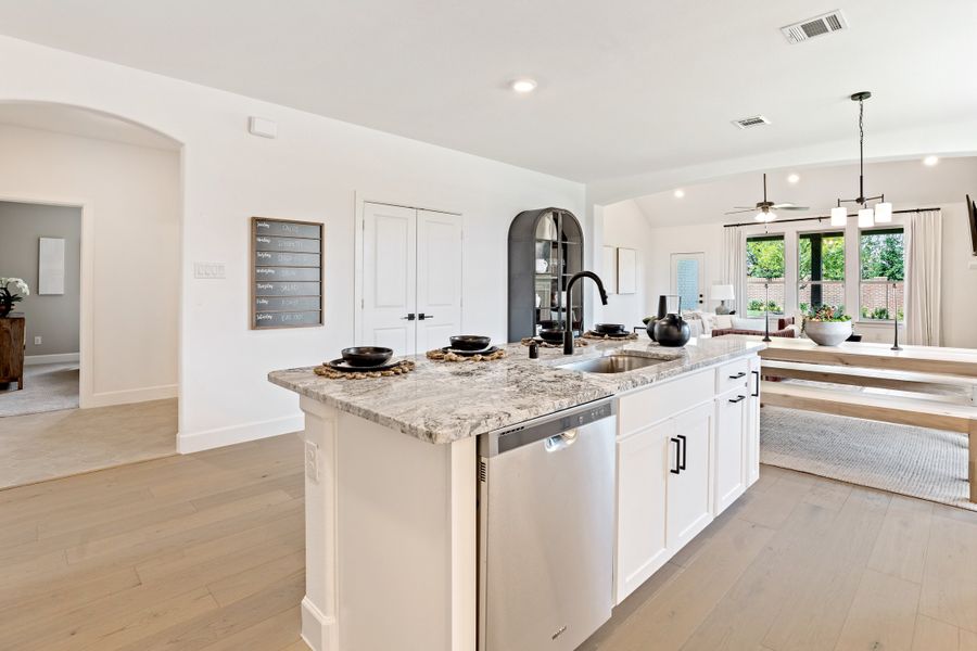 Representative furnished interior of a home built from the Laredo by Beazer Homes in Enclave at Legacy Hills, Celina (Image 7).