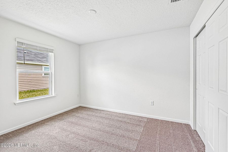 Spacious, unfurnished interior of a new home in , Jacksonville (Image 20).