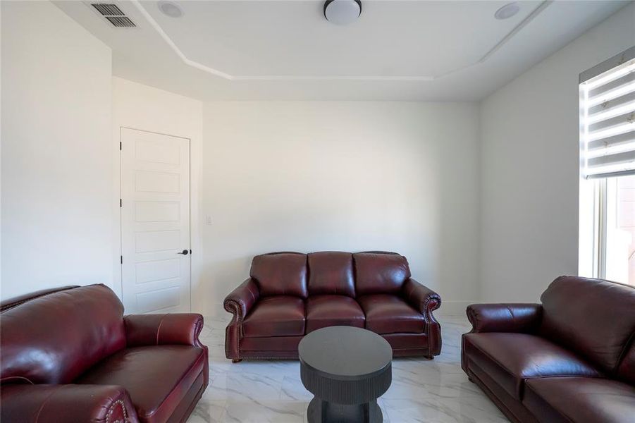 Furnished interior view inside a new home in , Frisco (Image 10).