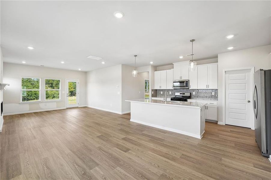 Spacious, unfurnished interior of a new home in Hemingway - Reserve Series, Cumming (Image 63).